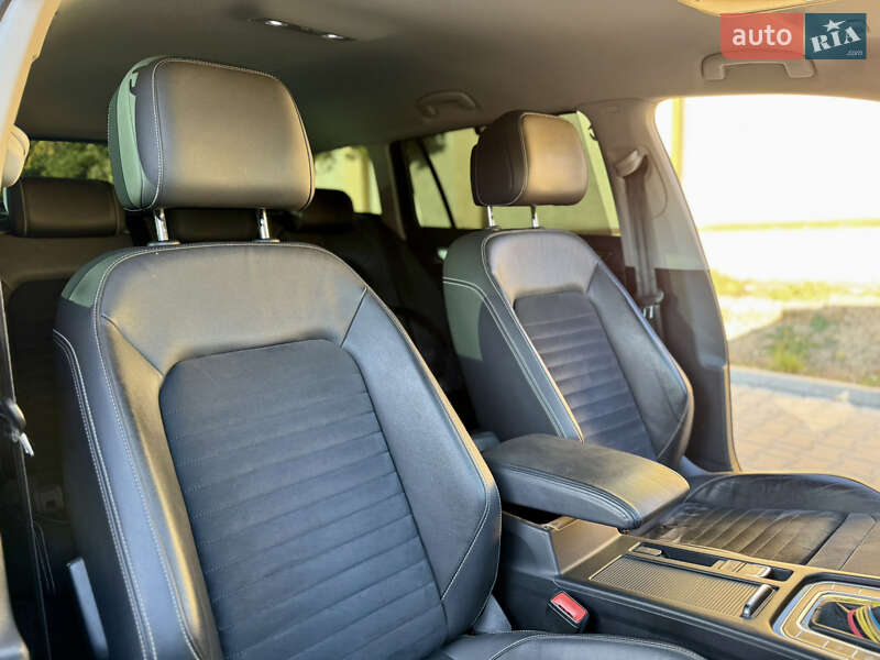 Универсал Volkswagen Passat 2019 в Ужгороде фото 37 Универсал Volkswagen Passat 2019 в Ужгороде