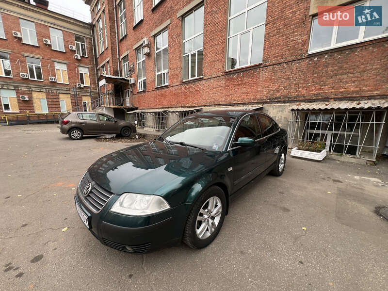 Седан Volkswagen Passat 2001 в Харкові