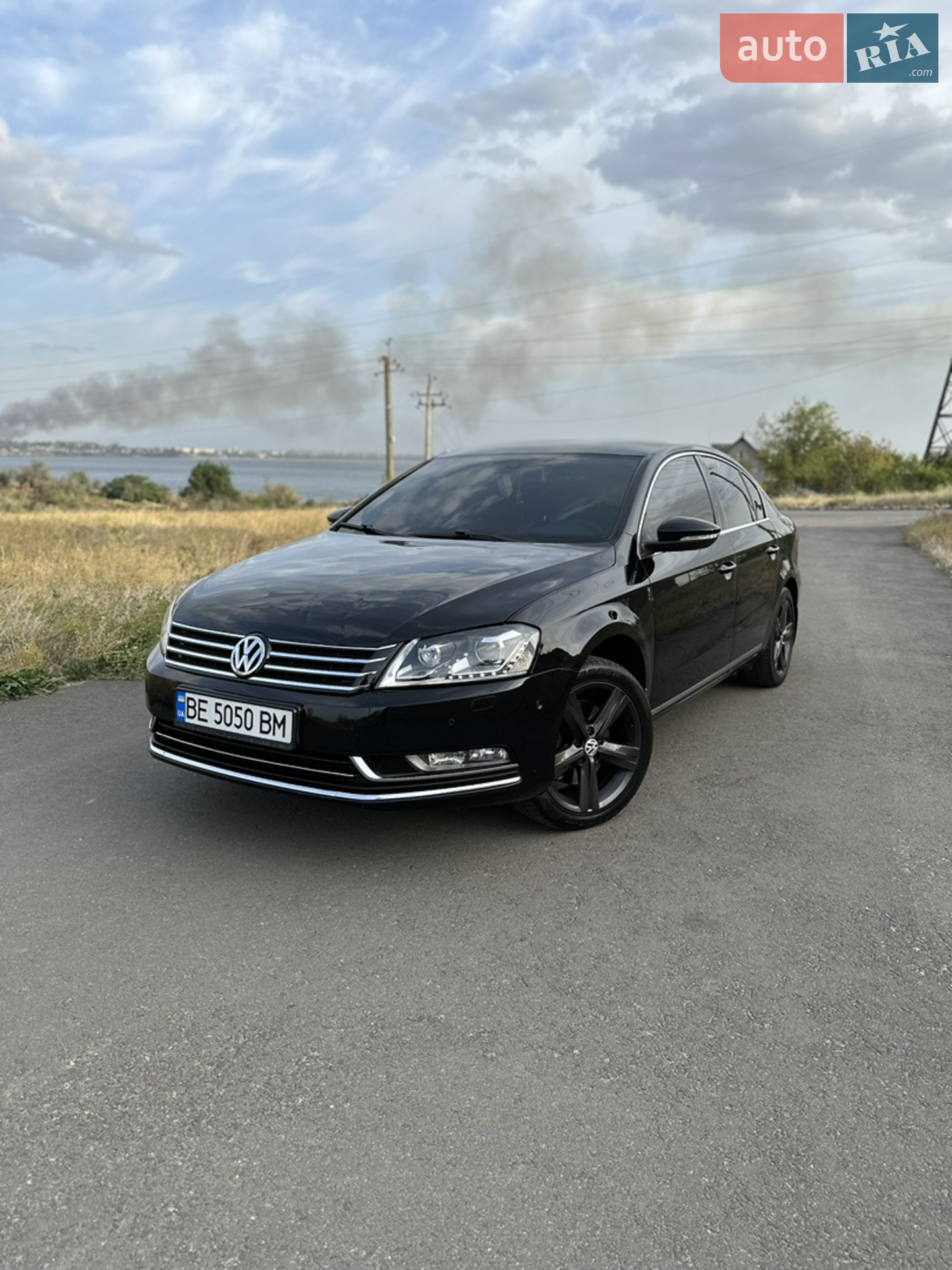 2011 Volkswagen Passat - фото 1