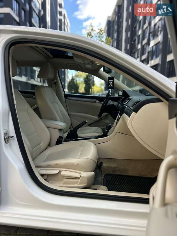 Седан Volkswagen Passat 2014 в Івано-Франківську фото 19 Седан Volkswagen Passat 2014 в Івано-Франківську
