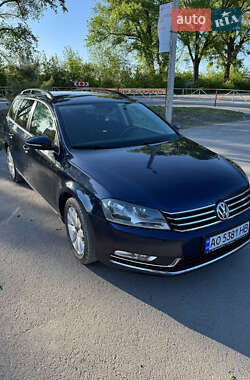 Volkswagen Passat 2011