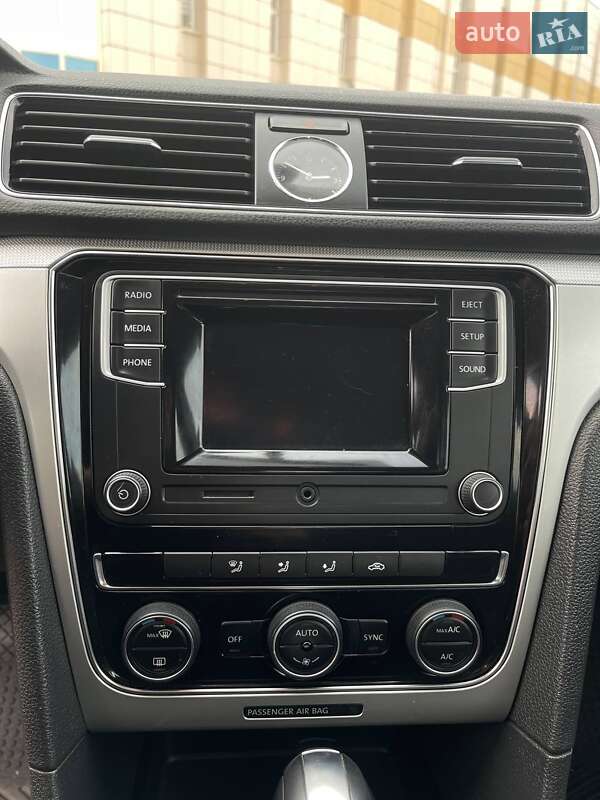 Седан Volkswagen Passat 2016 в Харькове фото 8 Седан Volkswagen Passat 2016 в Харькове