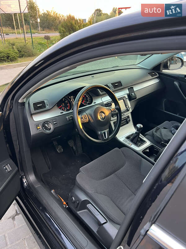 Универсал Volkswagen Passat 2010 в Ковеле