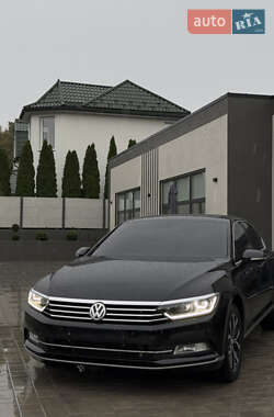 Седан Volkswagen Passat 2018 в Виноградове