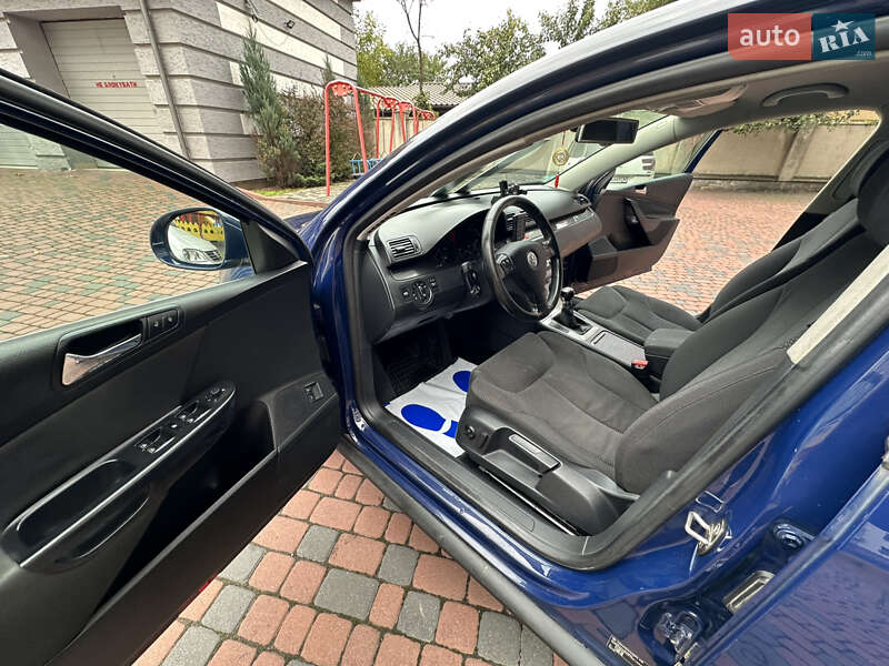 Универсал Volkswagen Passat 2006 в Ивано-Франковске фото 118 Универсал Volkswagen Passat 2006 в Ивано-Франковске