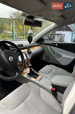 Седан Volkswagen Passat 2005 в  фото 25 Седан Volkswagen Passat 2005 в