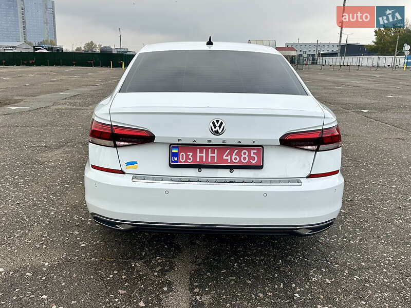 Седан Volkswagen Passat 2021 в Белой Церкви