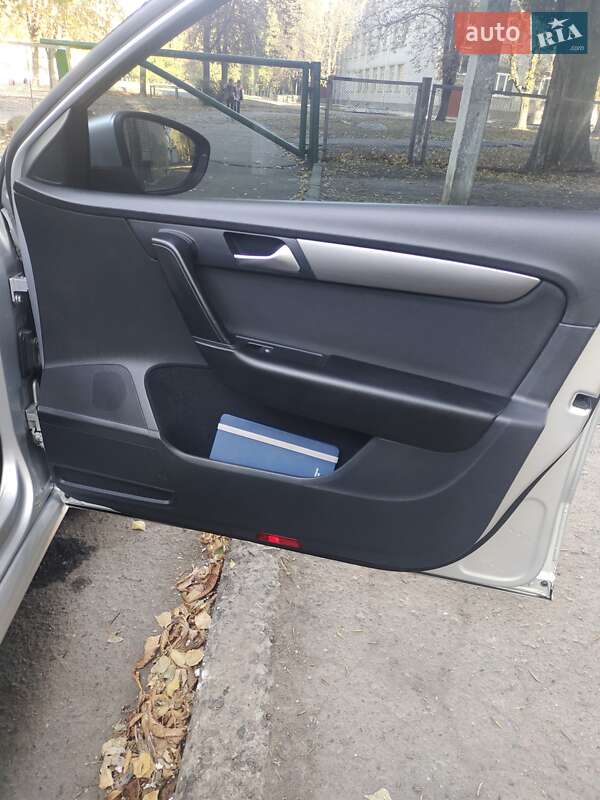 Универсал Volkswagen Passat 2014 в Кременчуге фото 30 Универсал Volkswagen Passat 2014 в Кременчуге