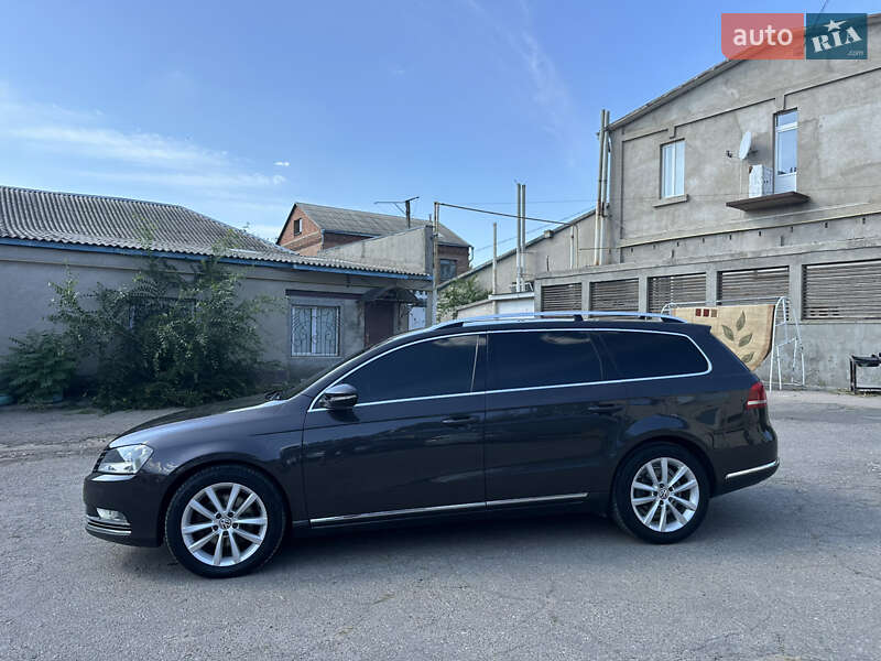 Volkswagen Passat 2011 Volkswagen Passat 2011