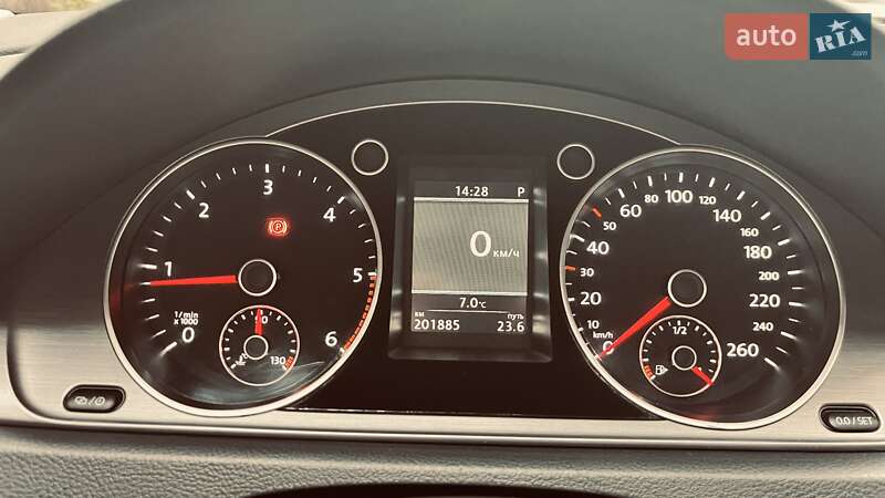 Седан Volkswagen Passat 2013 в Вишневому