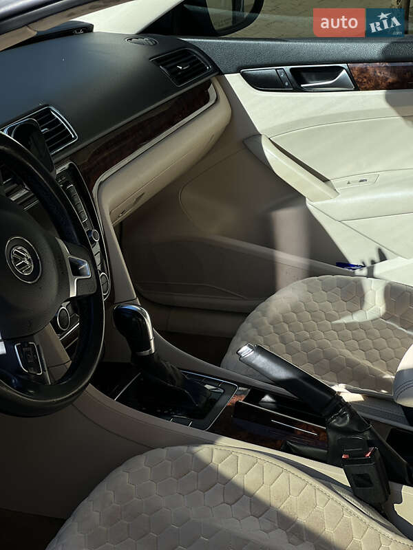 Седан Volkswagen Passat 2012 в Львове фото 23 Седан Volkswagen Passat 2012 в Львове