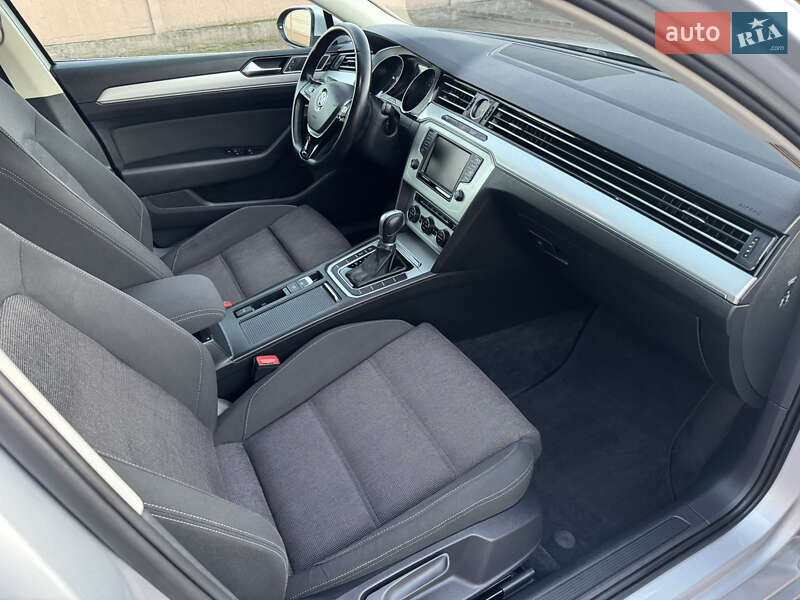 Універсал Volkswagen Passat 2016 в Стрию фото 15 Універсал Volkswagen Passat 2016 в Стрию