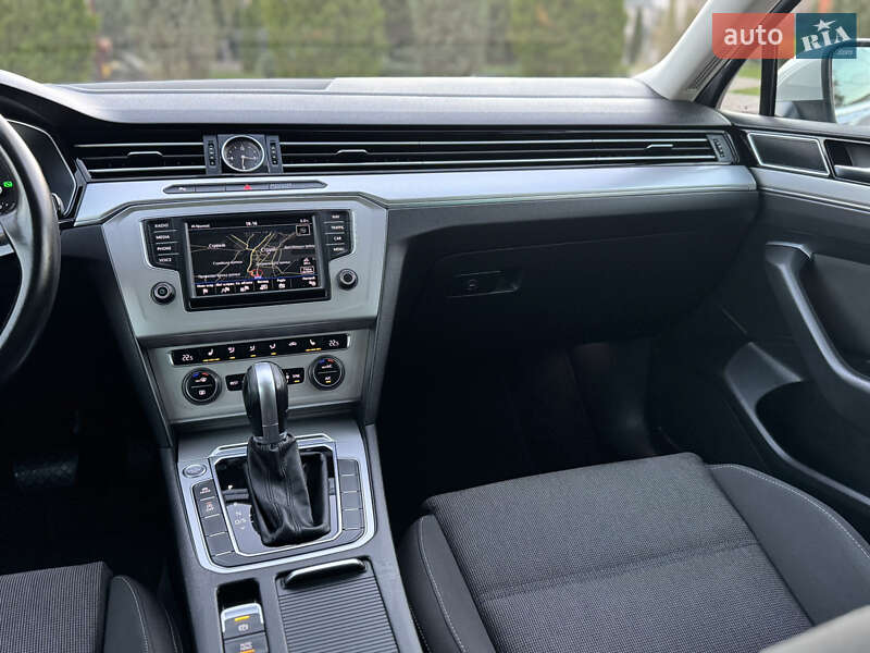 Універсал Volkswagen Passat 2016 в Стрию фото 128 Універсал Volkswagen Passat 2016 в Стрию