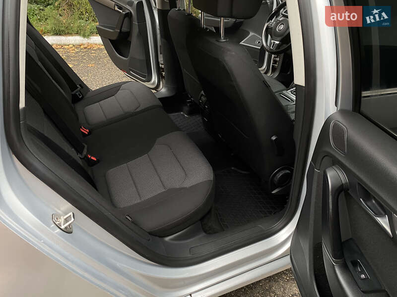 Универсал Volkswagen Passat 2013 в Смеле