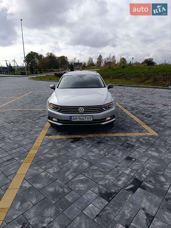 Універсал Volkswagen Passat 2019 в Звягелі фото 6 Універсал Volkswagen Passat 2019 в Звягелі