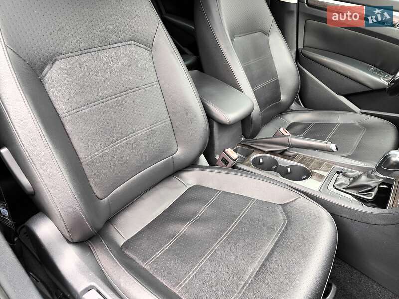 Седан Volkswagen Passat 2015 в Киеве фото 56 Седан Volkswagen Passat 2015 в Киеве