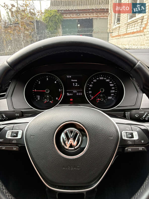 Универсал Volkswagen Passat 2015 в Теплике фото 15 Универсал Volkswagen Passat 2015 в Теплике