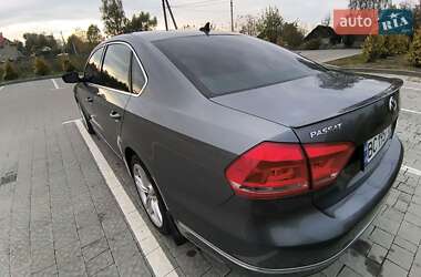 Седан Volkswagen Passat 2014 в  фото 17 Седан Volkswagen Passat 2014 в