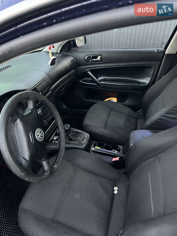 Универсал Volkswagen Passat 2003 в Ужгороде фото Универсал Volkswagen Passat 2003 в Ужгороде