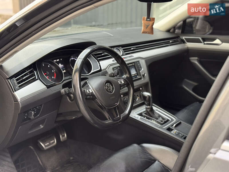 Универсал Volkswagen Passat 2017 в Белой Церкви