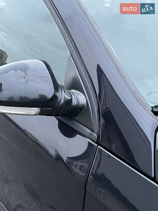 Універсал Volkswagen Passat 2010 в Вінниці