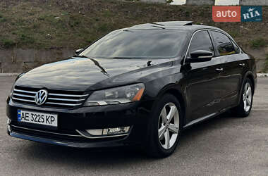 Седан Volkswagen Passat 2012 в Дніпрі
