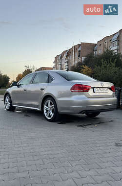 Седан Volkswagen Passat 2013 в 