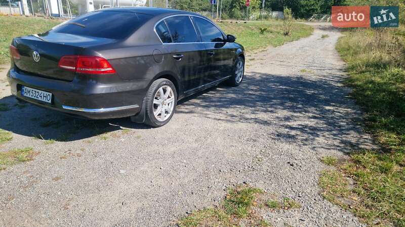 Седан Volkswagen Passat 2011 в Бердичеве