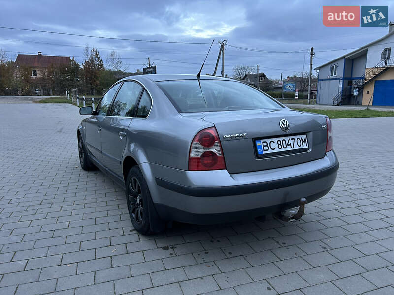Седан Volkswagen Passat 2002 в Долині