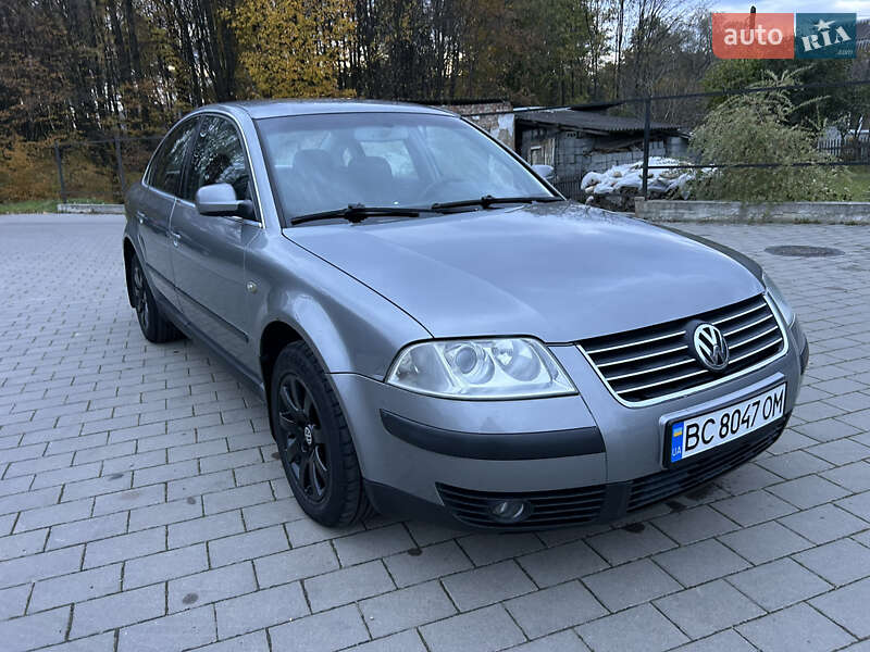 Седан Volkswagen Passat 2002 в Долині