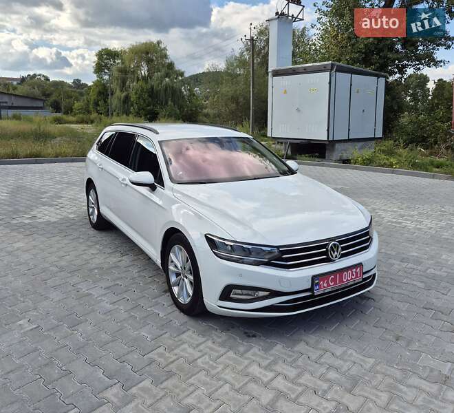 Универсал Volkswagen Passat 2020 в Бережанах