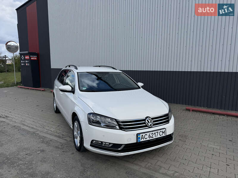 Универсал Volkswagen Passat 2011 в Луцке фото 3 Универсал Volkswagen Passat 2011 в Луцке