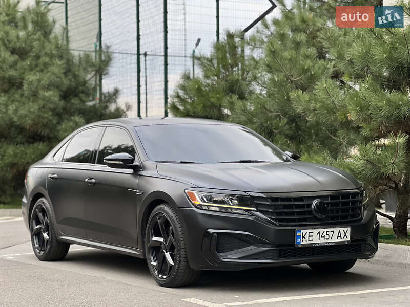 Седан Volkswagen Passat 2020 в Киеве