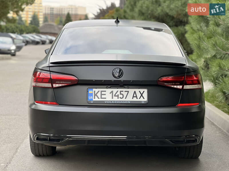 Седан Volkswagen Passat 2020 в Киеве