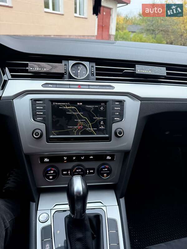 Седан Volkswagen Passat 2015 в Калуше фото 26 Седан Volkswagen Passat 2015 в Калуше