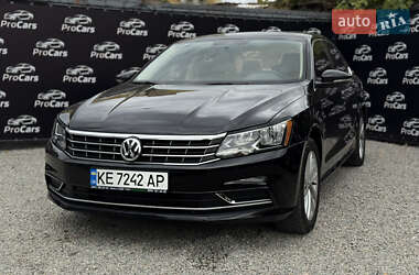 Седан Volkswagen Passat 2017 в Новомосковську
