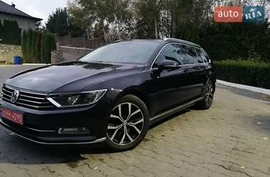 Універсал Volkswagen Passat 2015 в Тернополі