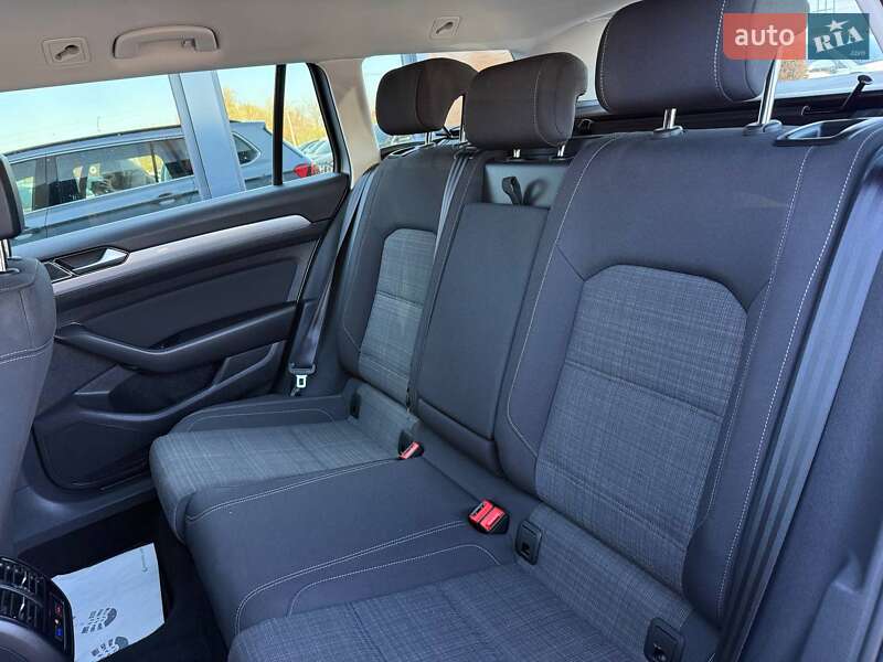 Универсал Volkswagen Passat 2021 в Ровно фото 39 Универсал Volkswagen Passat 2021 в Ровно