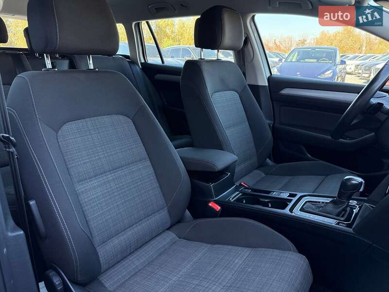 Универсал Volkswagen Passat 2021 в Ровно фото 53 Универсал Volkswagen Passat 2021 в Ровно