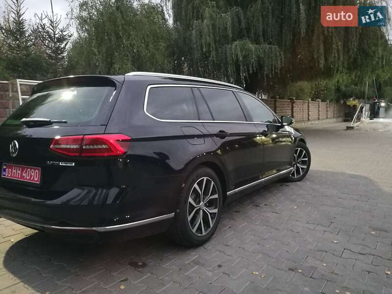 Універсал Volkswagen Passat 2015 в Тернополі