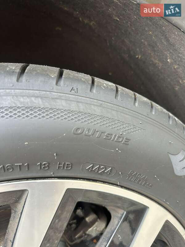 Універсал Volkswagen Passat 2015 в Тернополі