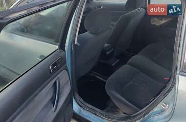 Универсал Volkswagen Passat 1997 в  фото 12 Универсал Volkswagen Passat 1997 в