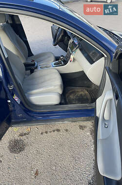 Универсал Volkswagen Passat 2006 в  фото 10 Универсал Volkswagen Passat 2006 в
