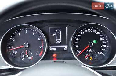 Седан Volkswagen Passat 2015 в 