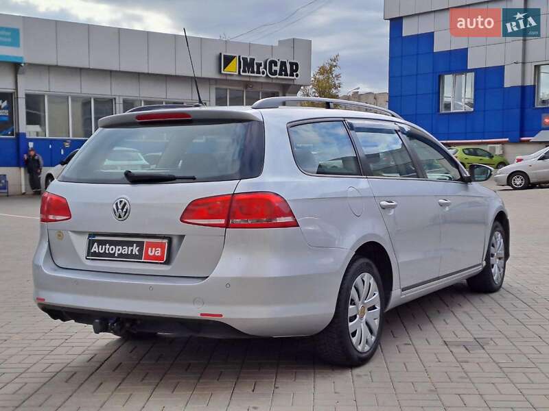 Универсал Volkswagen Passat 2013 в Одессе