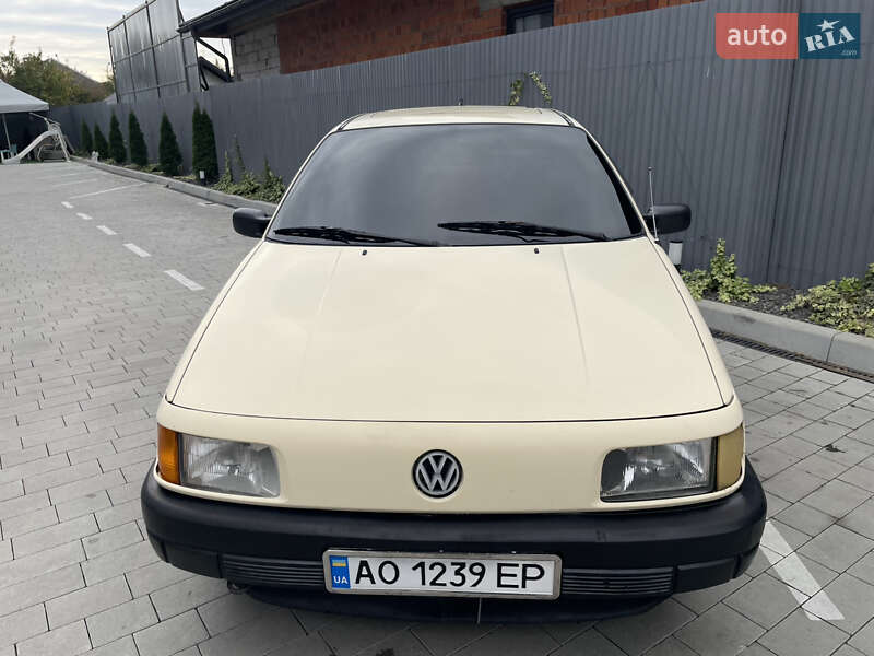 Седан Volkswagen Passat 1991 в Ужгороде фото 6 Седан Volkswagen Passat 1991 в Ужгороде