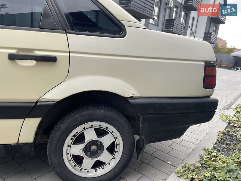 Седан Volkswagen Passat 1991 в Ужгороде фото 19 Седан Volkswagen Passat 1991 в Ужгороде
