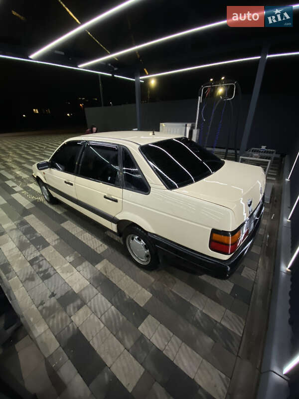Седан Volkswagen Passat 1991 в Ужгороде фото 35 Седан Volkswagen Passat 1991 в Ужгороде