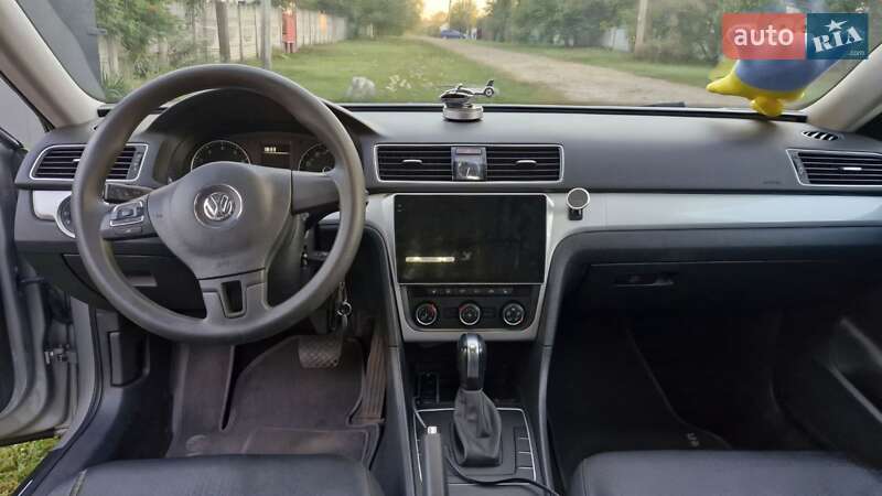 Седан Volkswagen Passat 2013 в Сквирі
