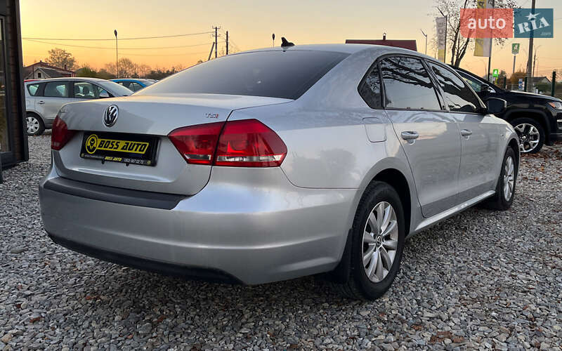 Універсал Volkswagen Passat 2012 в Коломиї
